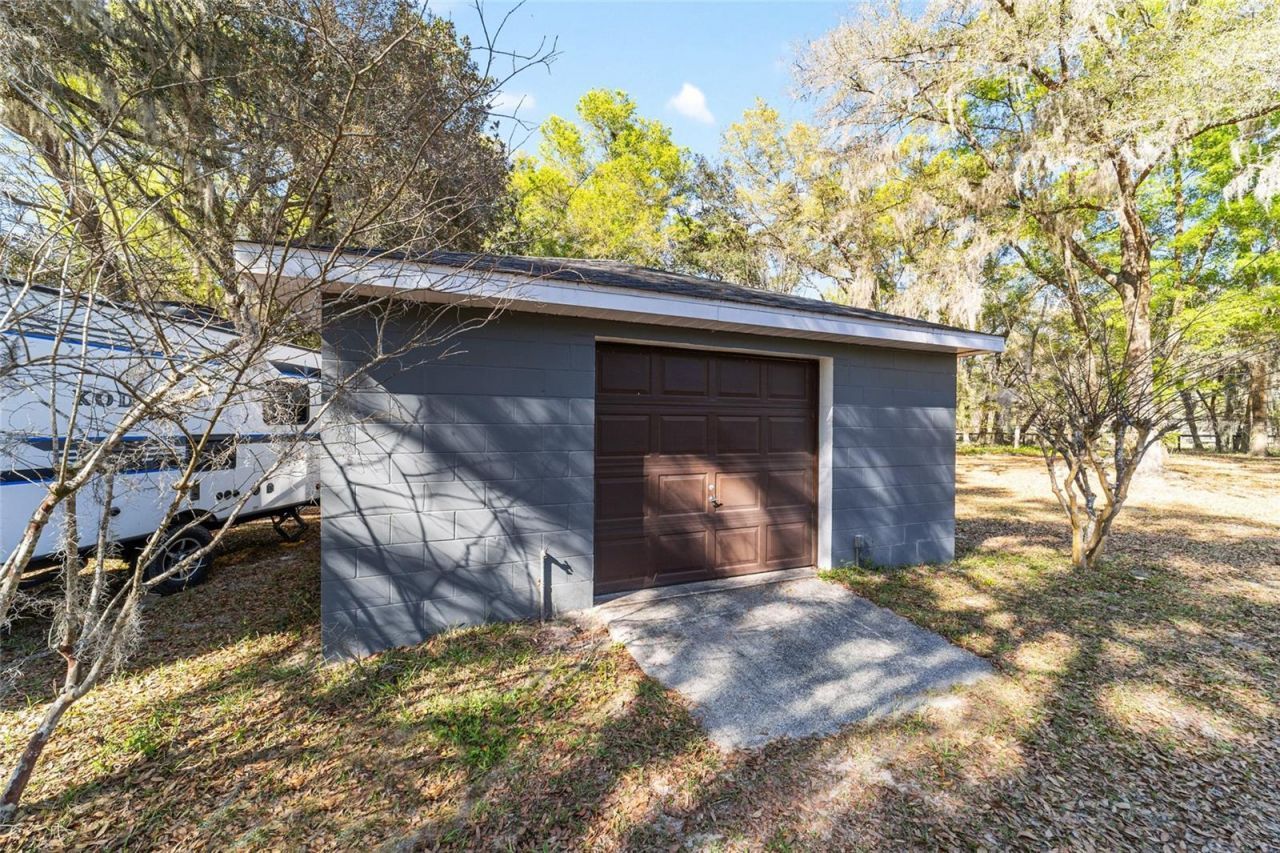 4849 NE 132nd Place , Anthony, FL 32617 Photo