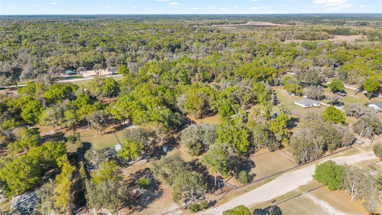 4849 NE 132nd Place , Anthony, FL 32617 Photo