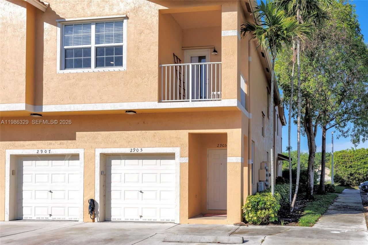 2905 Crestwood Ter , Unit 3203, Margate, FL 33063 Photo