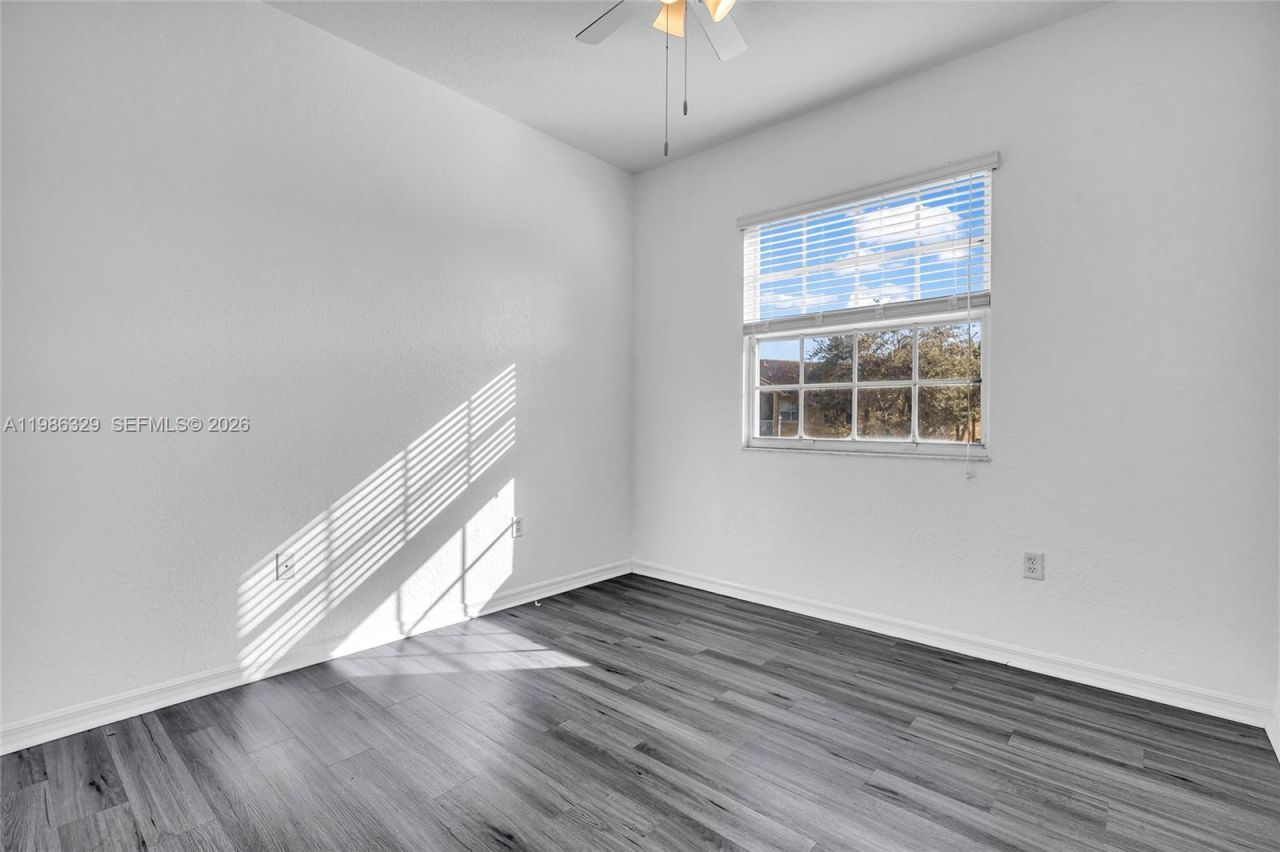 2905 Crestwood Ter , Unit 3203, Margate, FL 33063 Photo