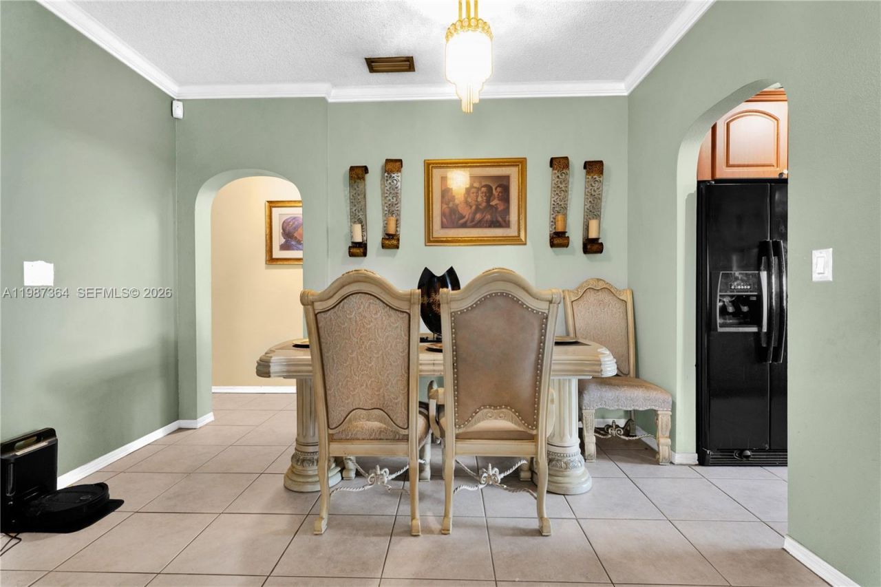 19269 NW 14th St, Pembroke Pines, FL 33029 Photo