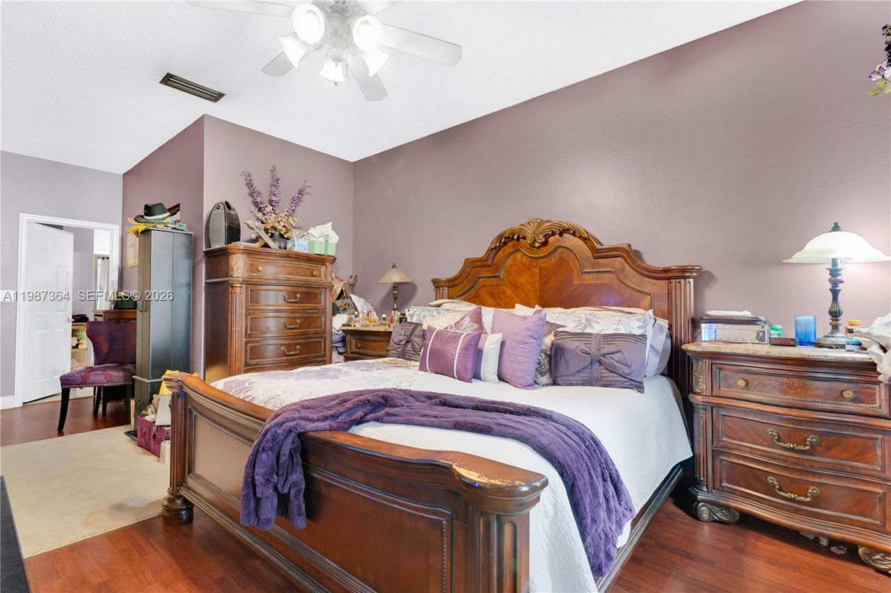 19269 NW 14th St, Pembroke Pines, FL 33029 Photo