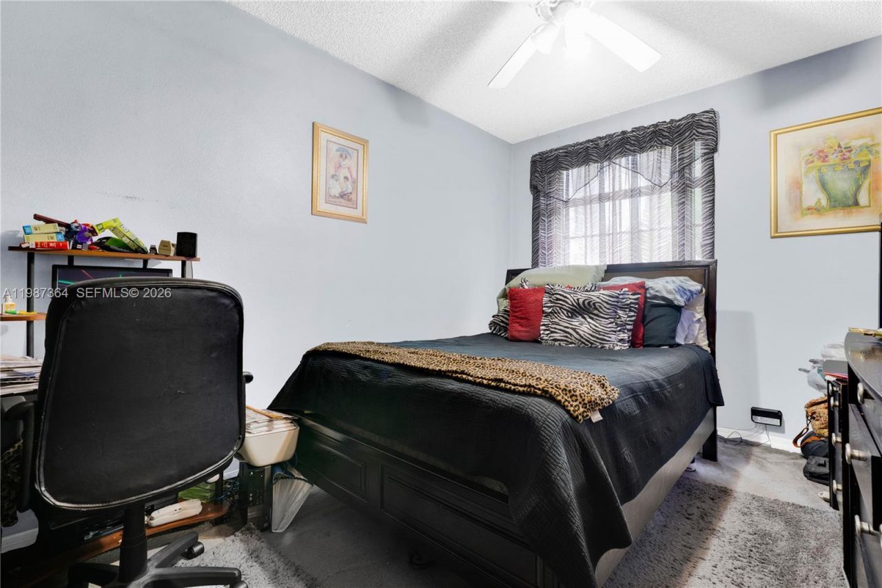 19269 NW 14th St, Pembroke Pines, FL 33029 Photo