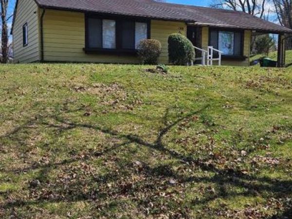 1306 WEMBLEY DRIVE , UPPER MARLBORO, MD 20774