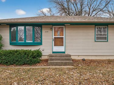 1009 Sunkist Parkway, Brooklyn Park, MN 55444