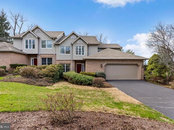 504 BRIDGEVIEW DRIVE, LEMOYNE, PA 17043