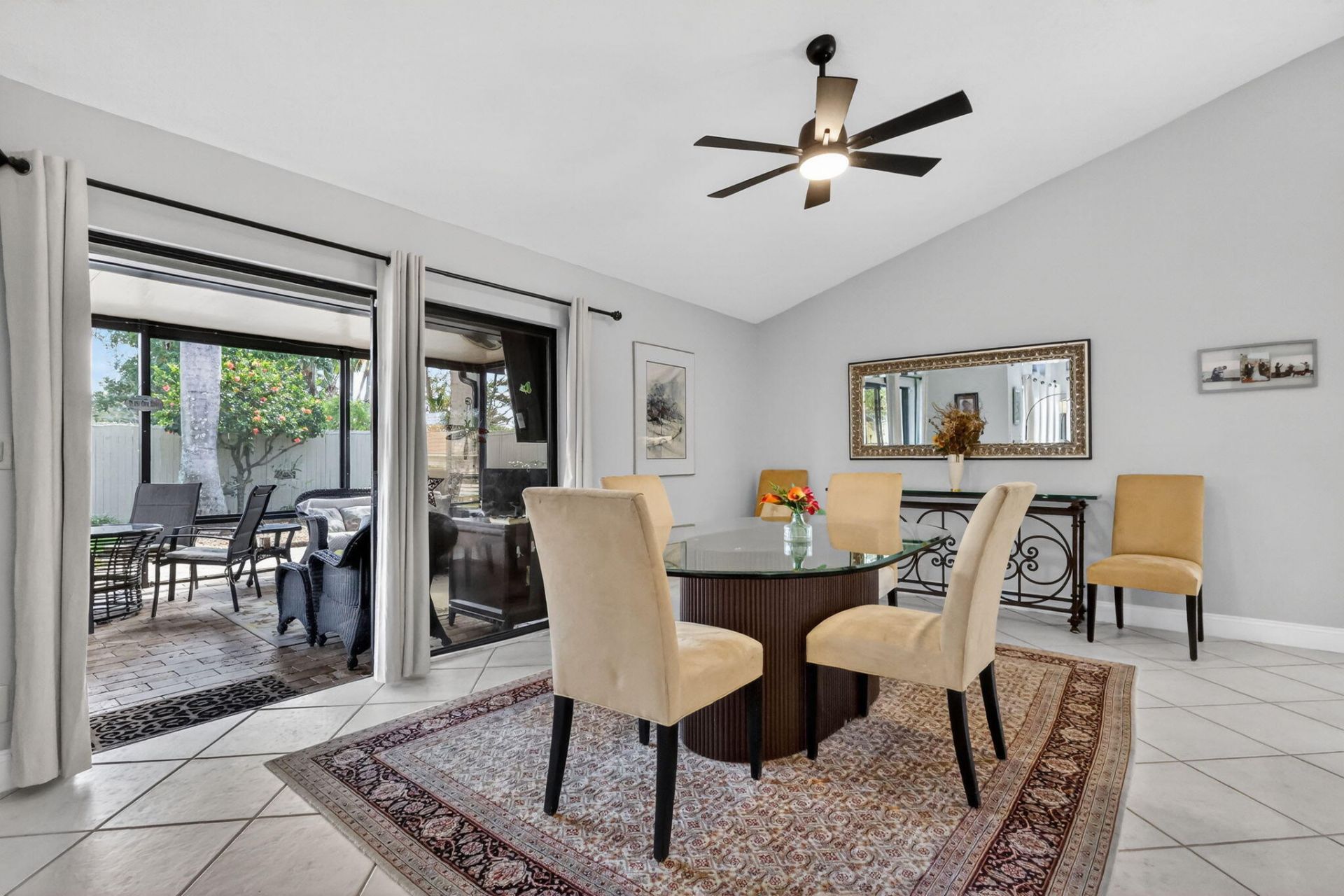 5875 Sun Pointe Circle, Boynton Beach, FL 33437 Photo