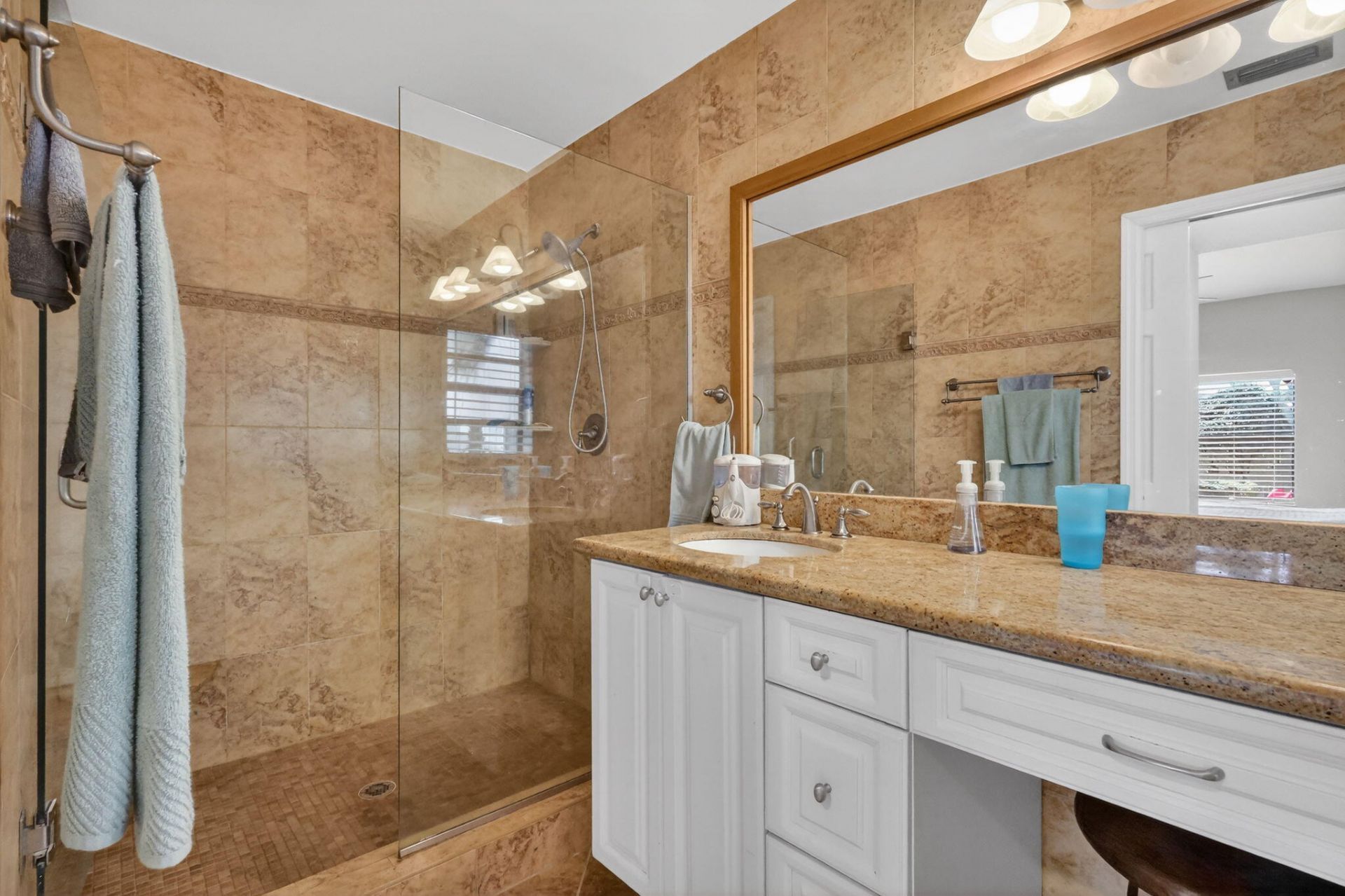 5875 Sun Pointe Circle, Boynton Beach, FL 33437 Photo