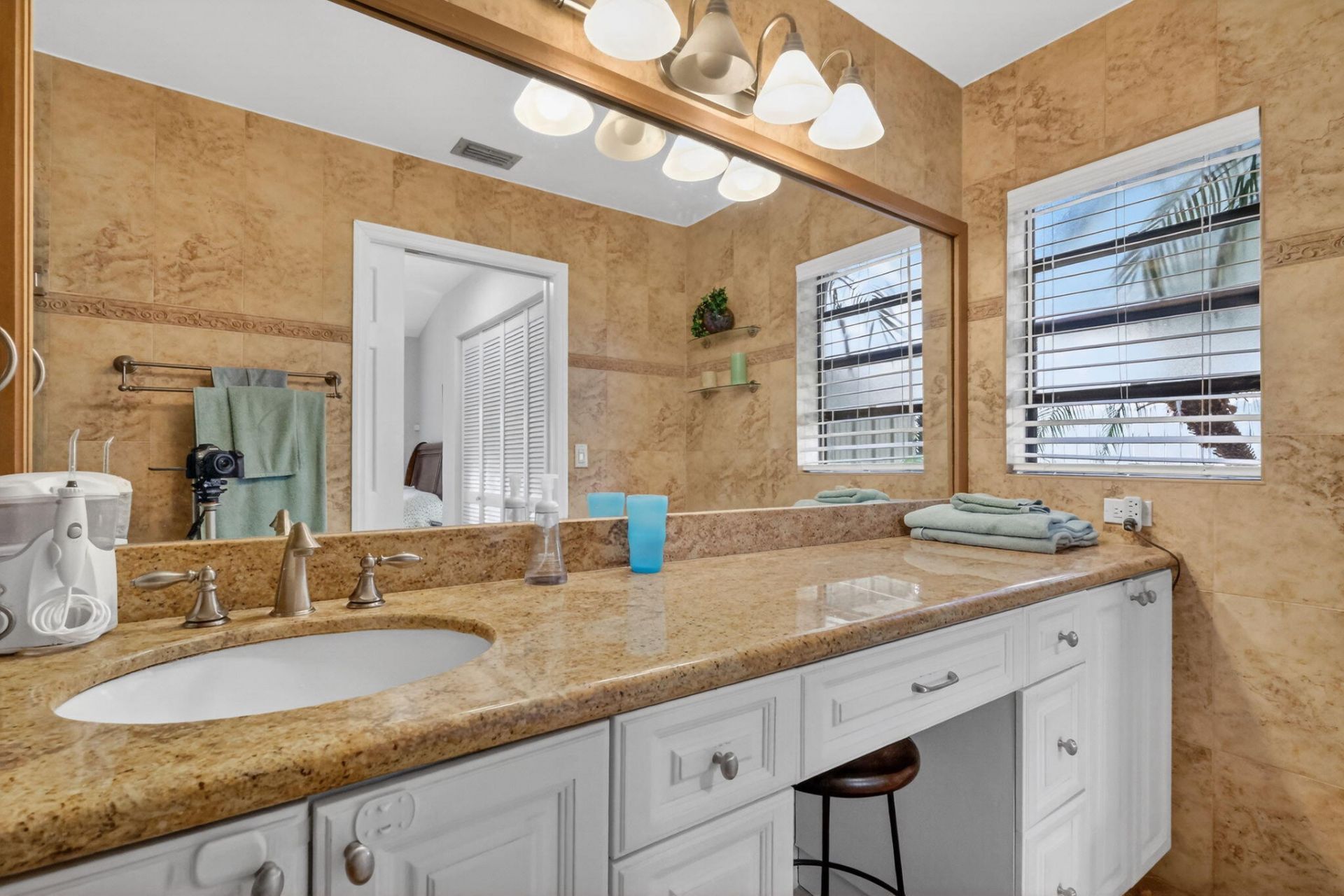 5875 Sun Pointe Circle, Boynton Beach, FL 33437 Photo