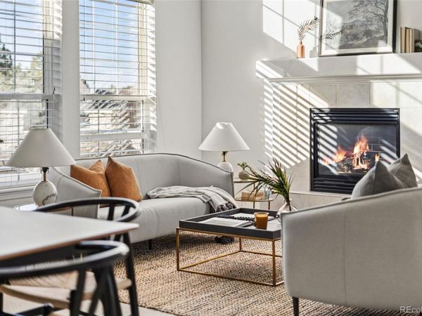 8880 Edinburgh Circle, Highlands Ranch, CO 80129