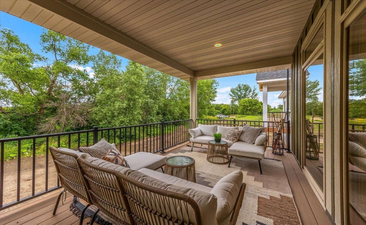 17755 Ellsworth Drive , Lakeville, MN 55044 Main Photo