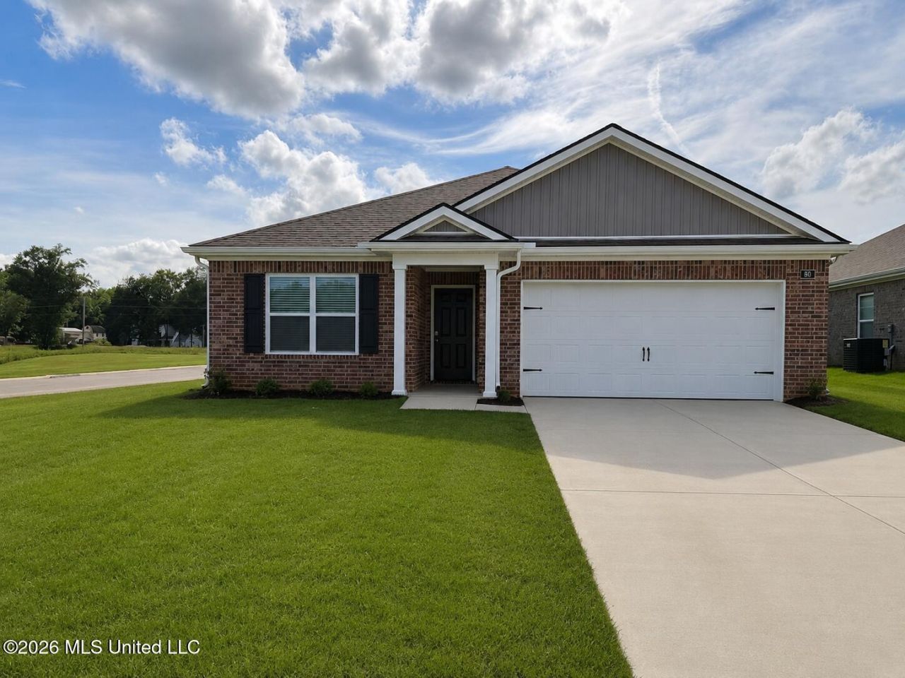 60 S Thorn Tree Street, Byhalia, MS 38611 Main Photo