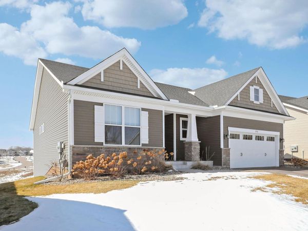 1216 Oak Tree Court, Carver, MN 55315