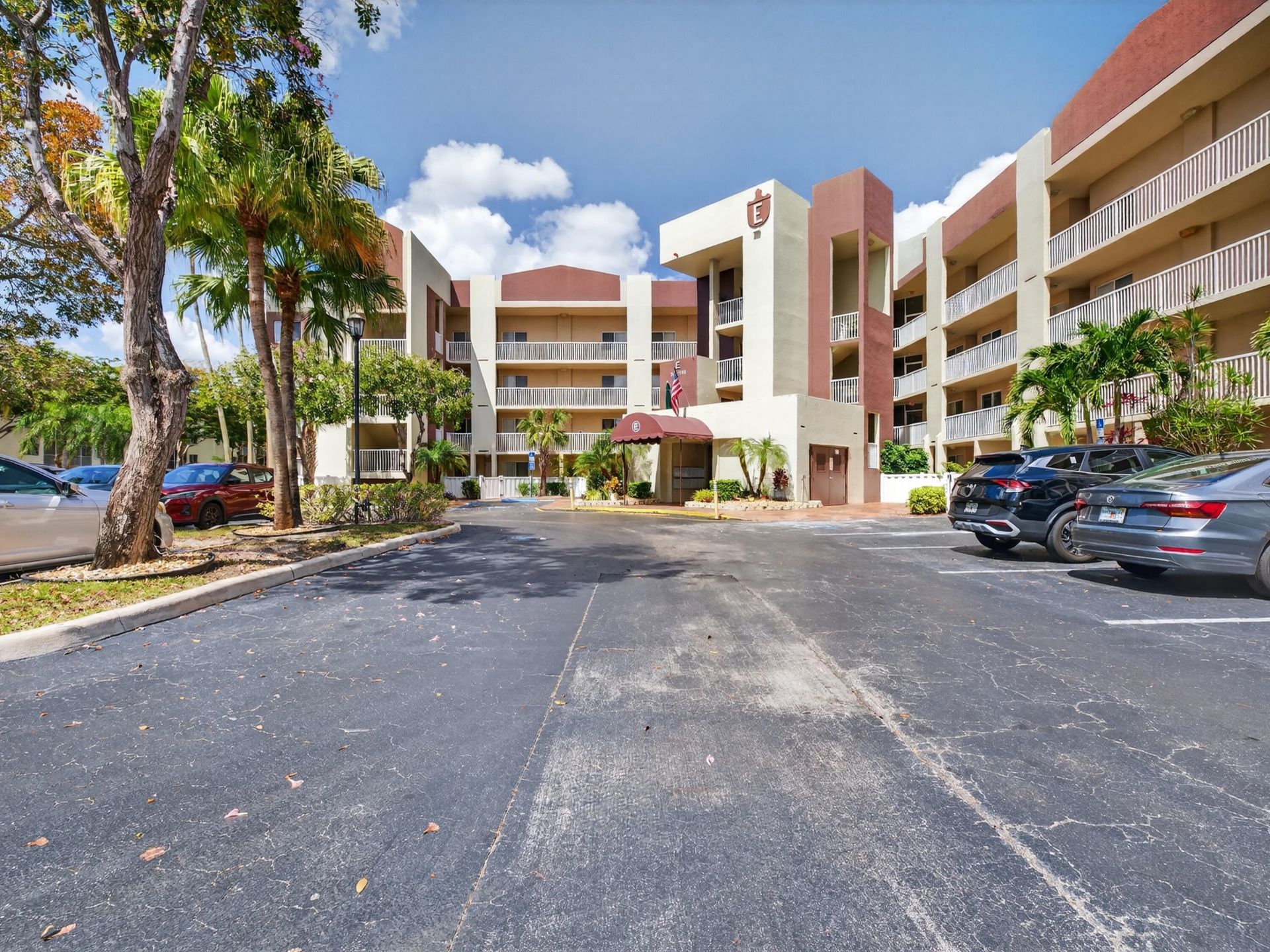 7708 Trent Drive, Tamarac, FL 33321 Photo