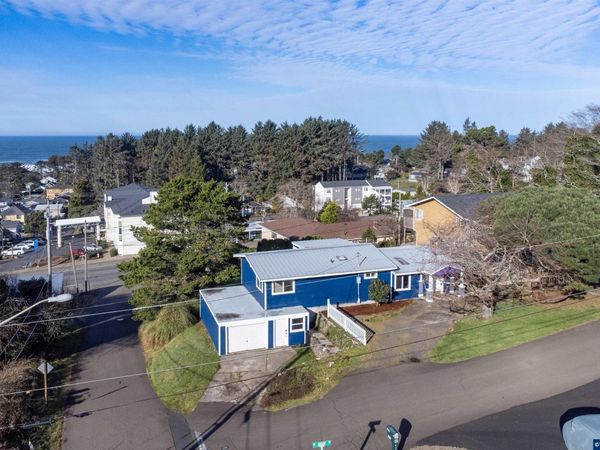 3505 NE Quay Av, Lincoln City, OR 97367