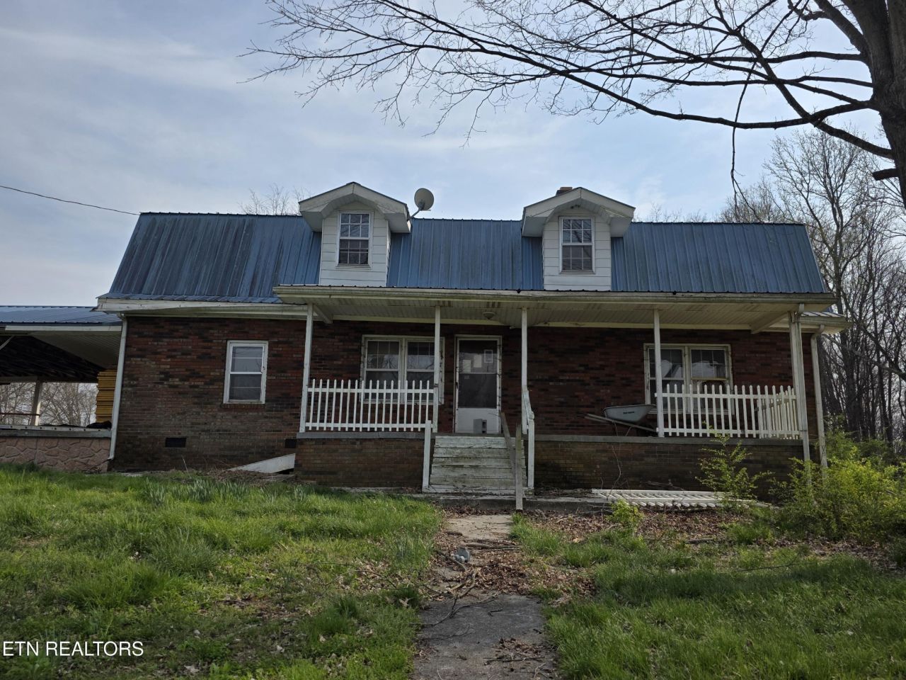 1019 Beardshire St , Sweetwater, TN 37874 Main Photo