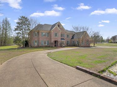 10491 GRAYBOURNE DR, Unincorporated, TN 38028