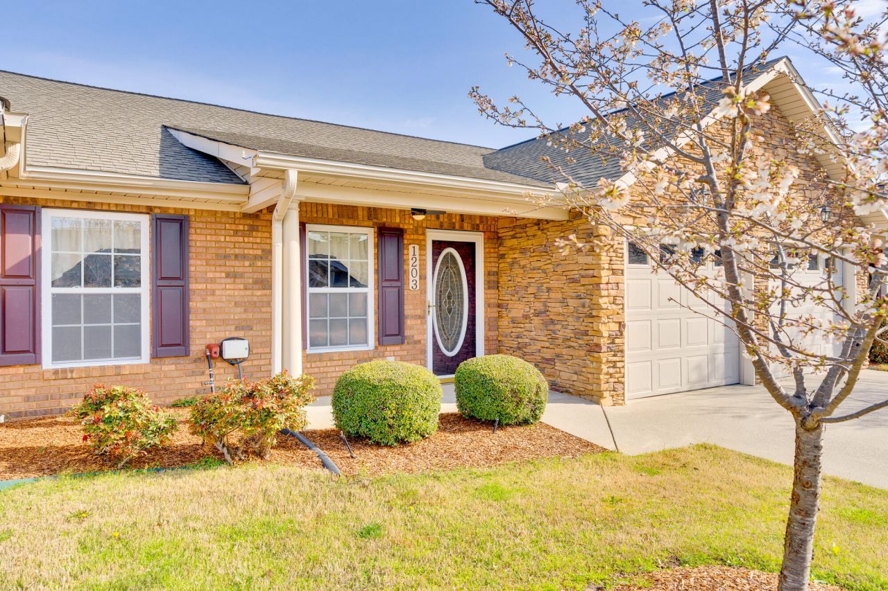 1203 Applebrook Drive, Rossville, GA 30741 Main Photo