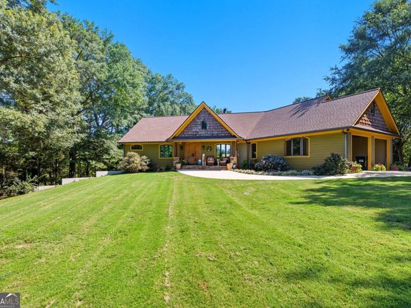 1320 Burroughs Road, Lavonia, GA 30553