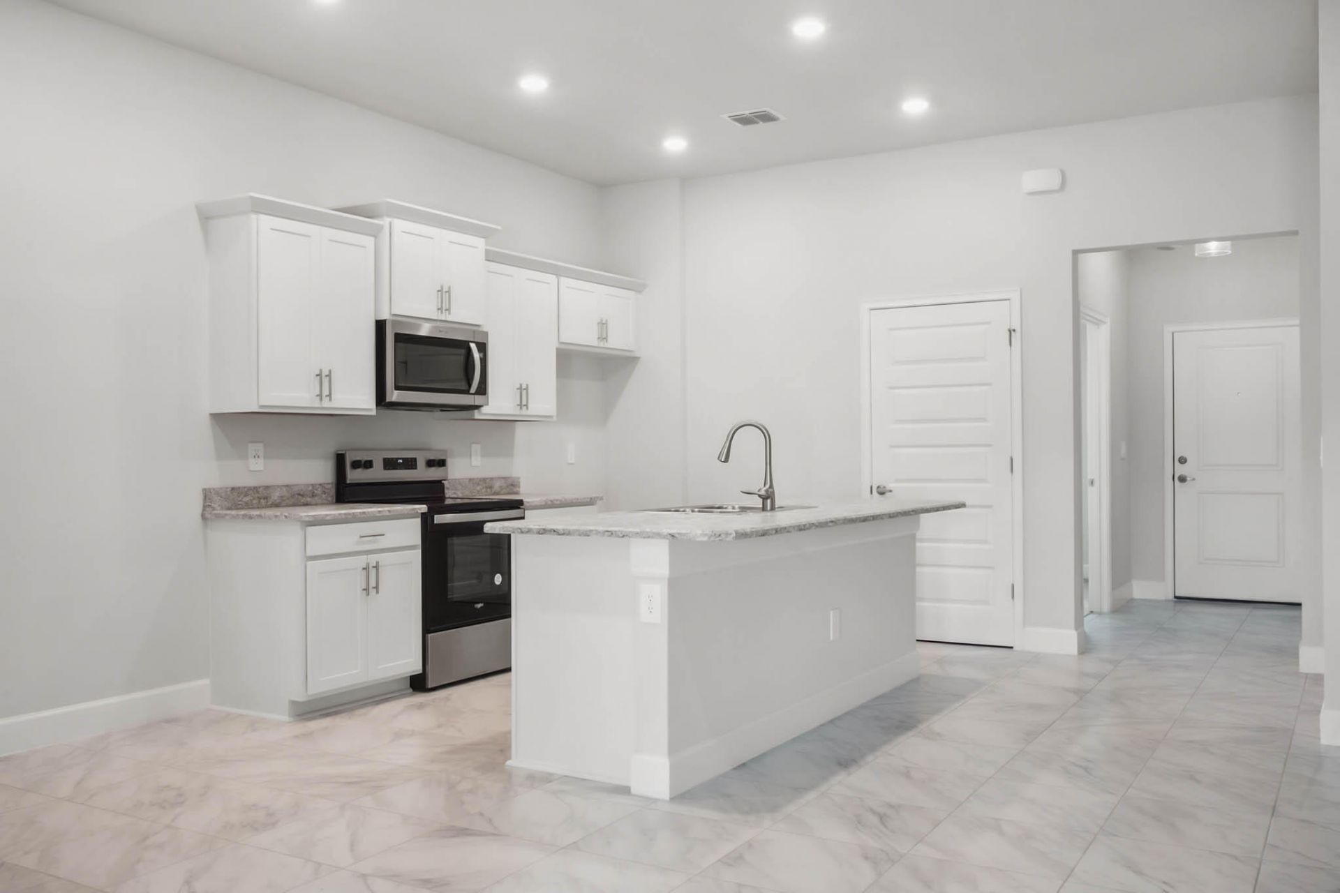 8646 Giovanni Avenue, Fort Pierce, FL 34951 Photo