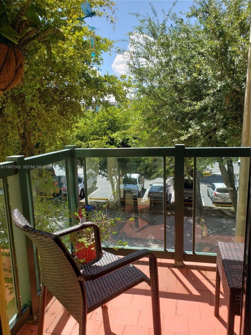 11800 SW 18th St, Unit 327-4, Miami, FL 33175 Photo