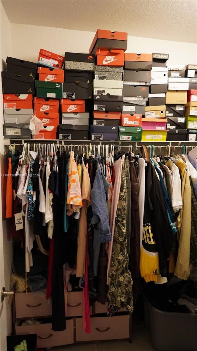 16869 SW 109th Pl, Miami, FL 33157 Photo