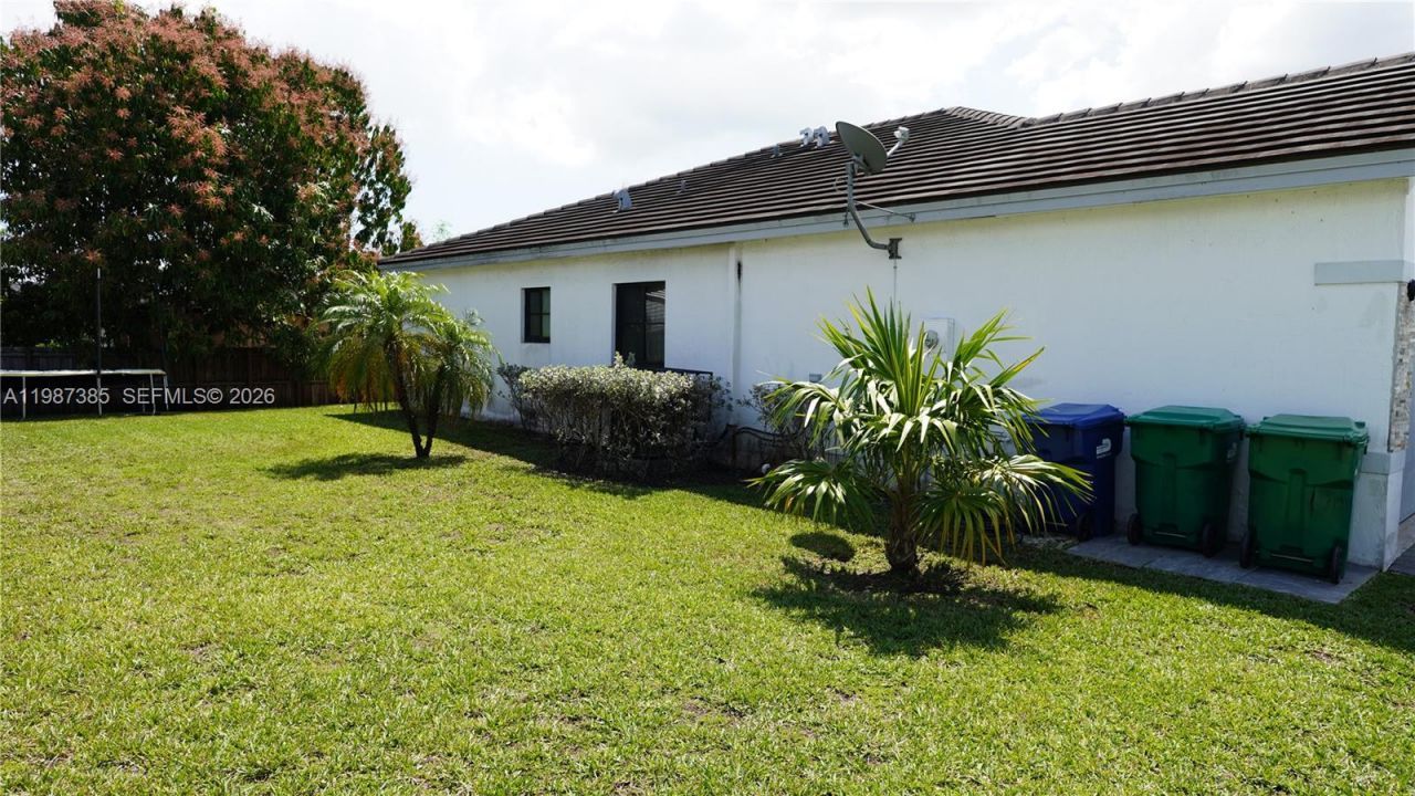 16869 SW 109th Pl, Miami, FL 33157 Photo