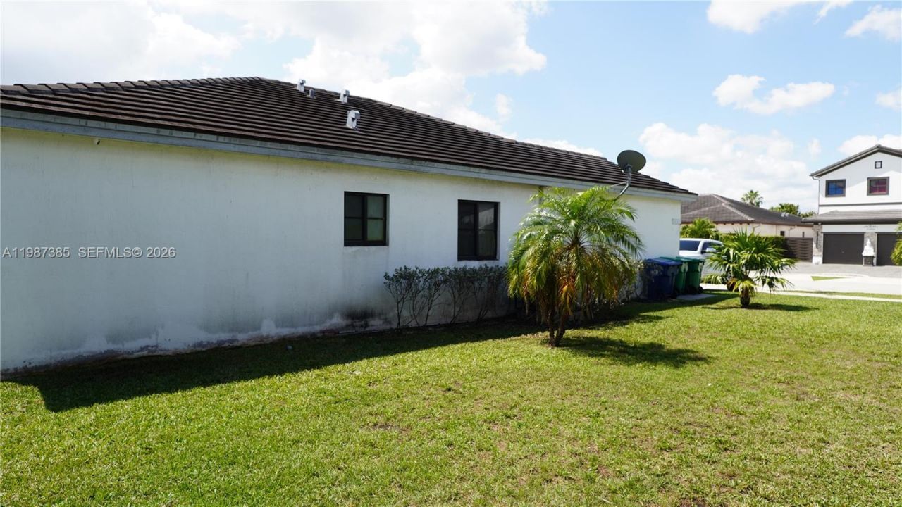16869 SW 109th Pl, Miami, FL 33157 Photo