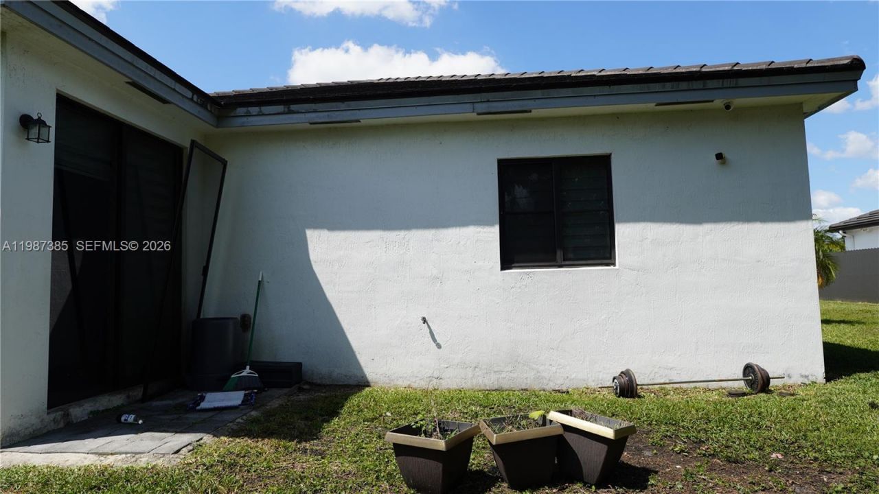 16869 SW 109th Pl, Miami, FL 33157 Photo
