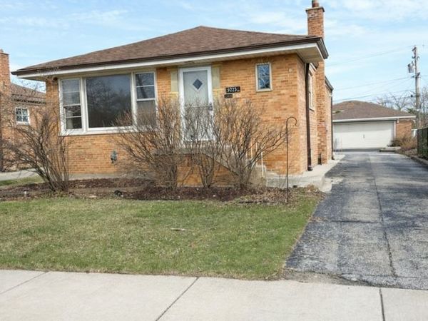 9225 Massasoit Avenue, Oak Lawn, IL 60453