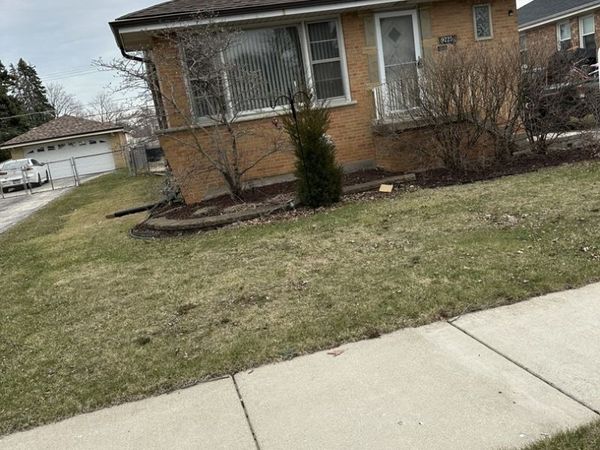 9225 Massasoit Avenue, Oak Lawn, IL 60453