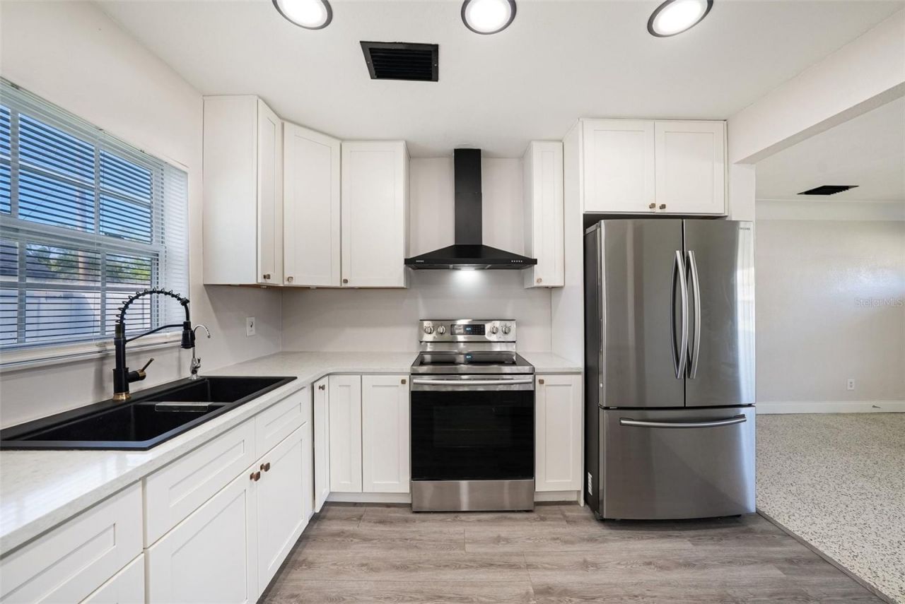 1514 W River Lane , Tampa, FL 33603 Photo