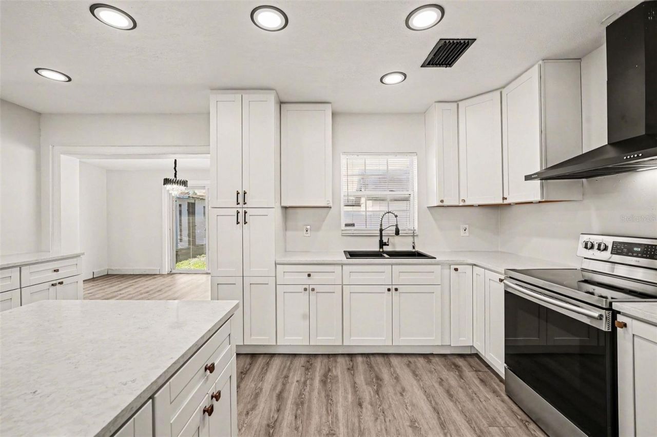 1514 W River Lane , Tampa, FL 33603 Photo