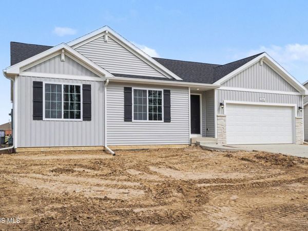 1314 Clairmont Avenue, Napoleon, OH 43545