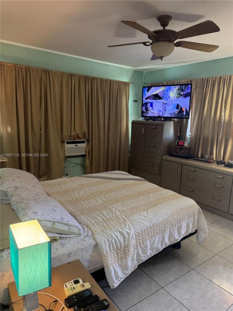 11945 NE 19th Dr , Unit 8, North Miami, FL 33181 Photo