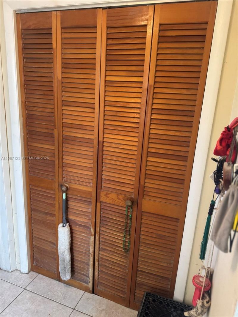 11945 NE 19th Dr , Unit 8, North Miami, FL 33181 Photo