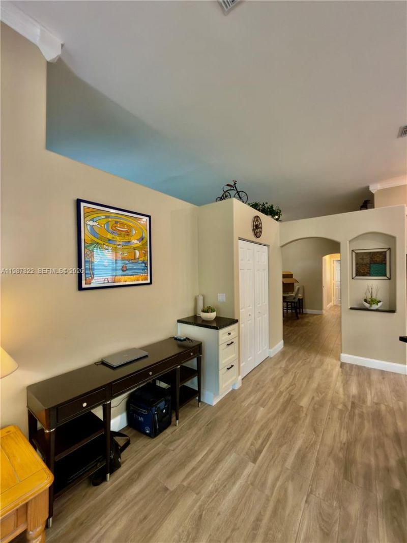 2319 NW 193rd Ave, Pembroke Pines, FL 33029 Photo