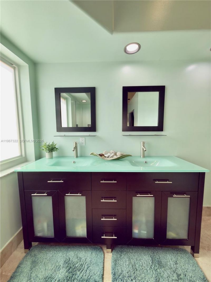 2319 NW 193rd Ave, Pembroke Pines, FL 33029 Photo