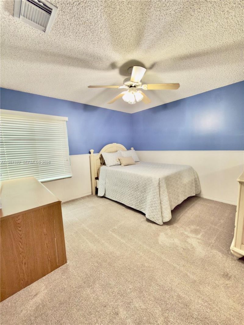 2319 NW 193rd Ave, Pembroke Pines, FL 33029 Photo