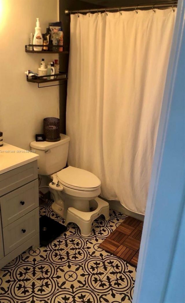 10317 NW 9th St Cir , Unit 507-9, Miami, FL 33172 Photo