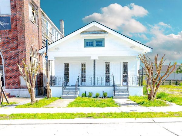 2921 AUDUBON Street, New Orleans, LA 70125