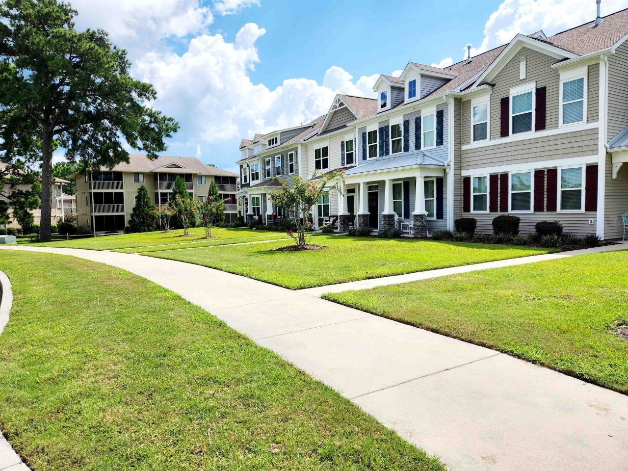 516 Papyrus Circle Photo 4