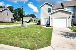 516 Papyrus Circle photo 4