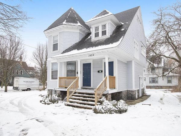 1424 Portage Street, Kalamazoo, MI 49001