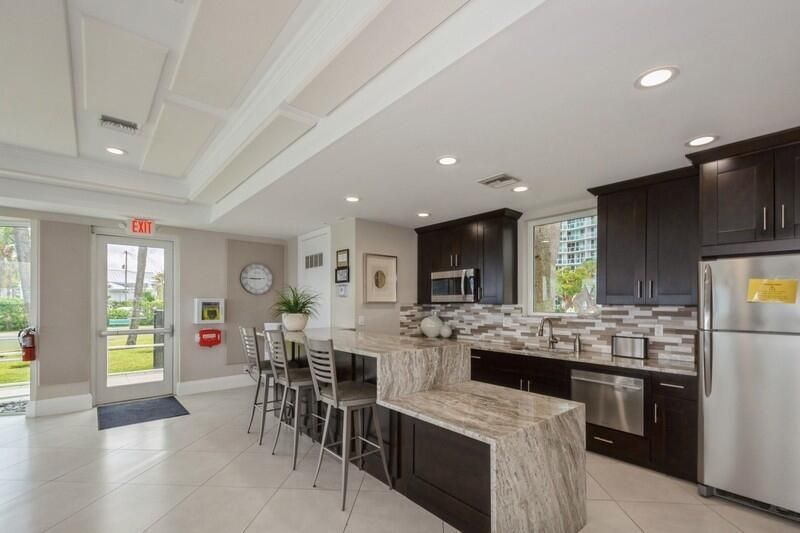 333 NE 21st Avenue, Unit 408, Deerfield Beach, FL 33441 Photo