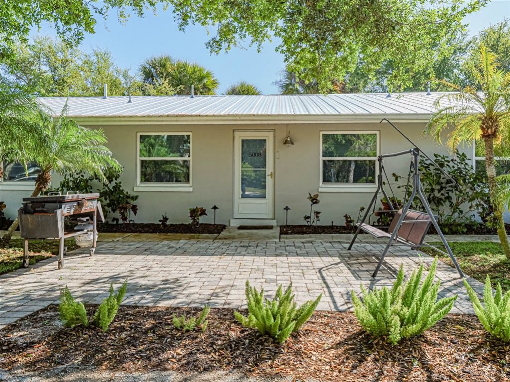 5008 Tradewinds Drive, Vero Beach, FL 32963 Photo