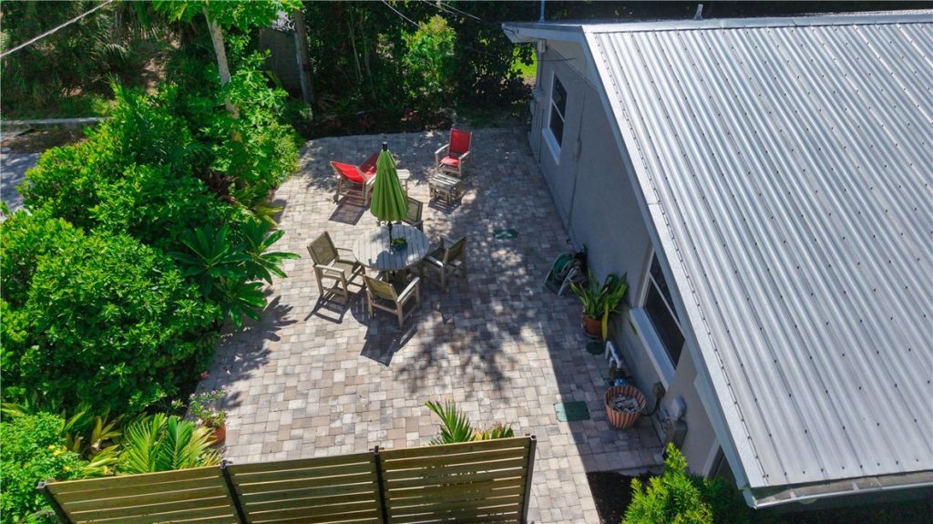 5008 Tradewinds Drive, Vero Beach, FL 32963 Photo