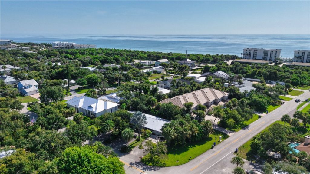 5008 Tradewinds Drive, Vero Beach, FL 32963 Photo