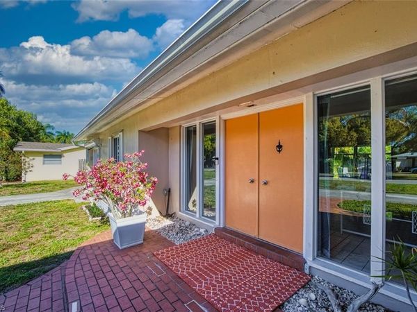 1239 Stadler DR, FORT MYERS, FL 33901