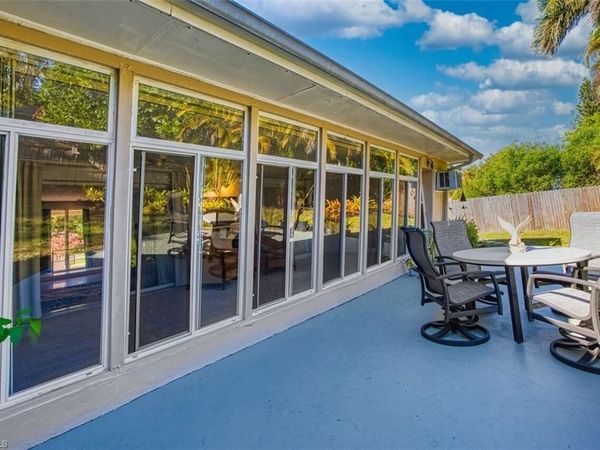 1239 Stadler DR, FORT MYERS, FL 33901